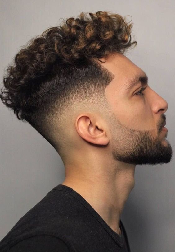 39 Cool Curly Hair Fade Haircuts in 2024 | Curly hair fade, Smooth curly  hair, Curly hair men