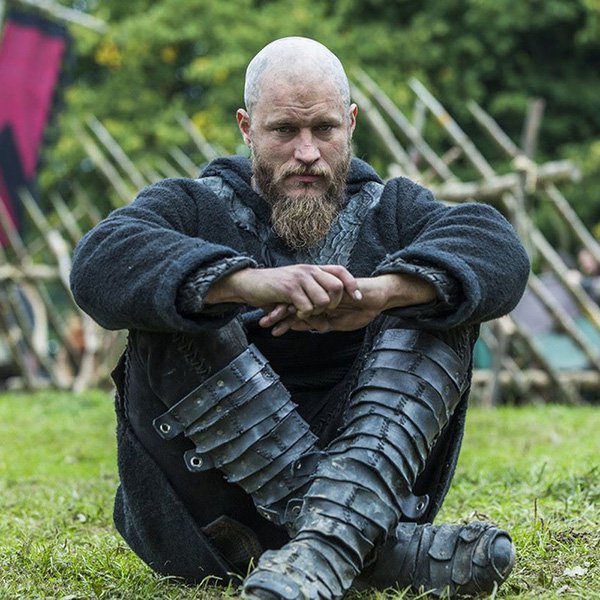 Shaved Head and Full Ragnar Beard