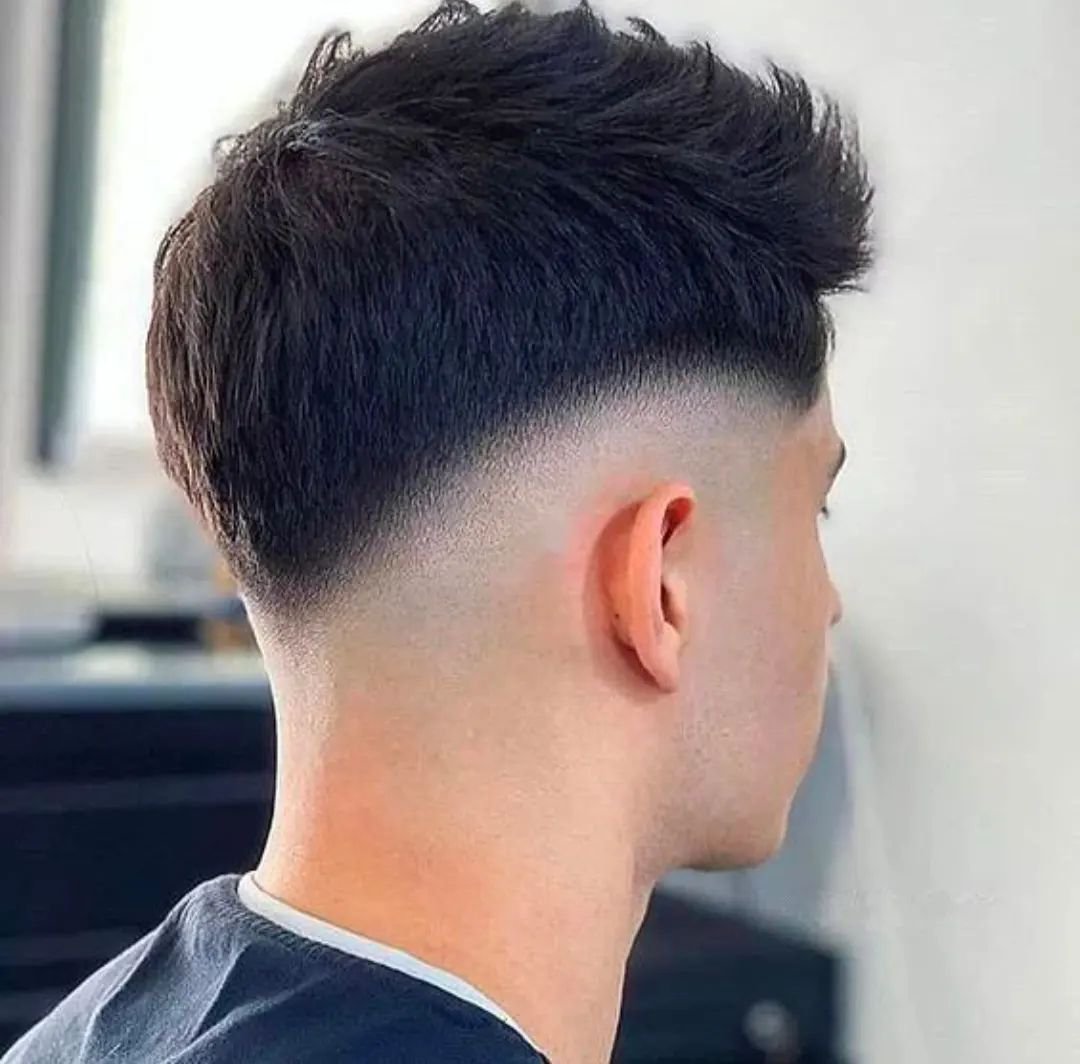 Stylish Men's Fade Haircuts - Precision Cuts & Trends