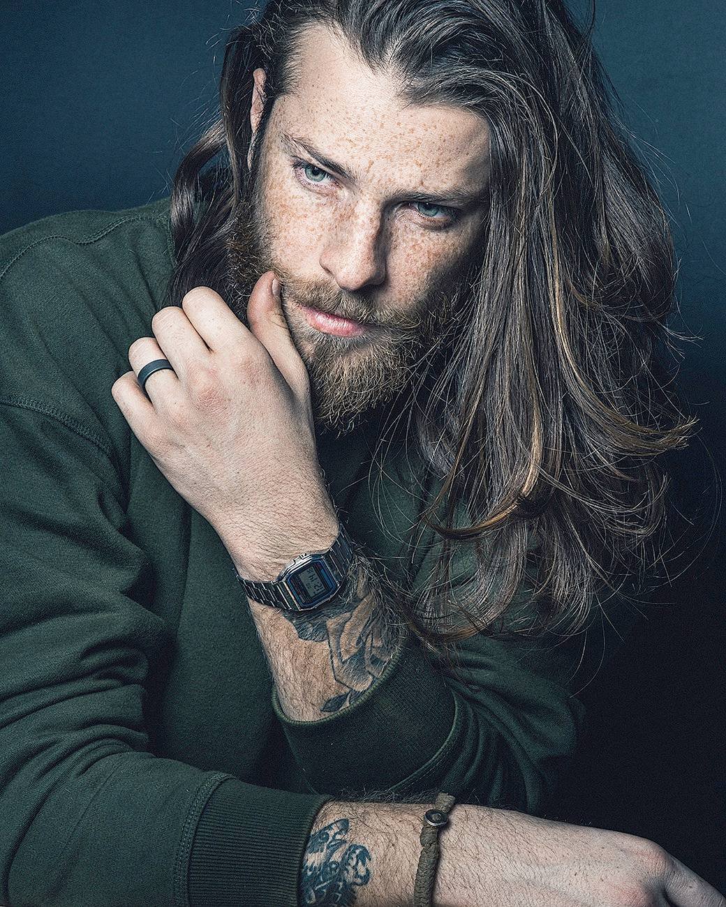 Men's Long Hairstyles with Bangs: Trendy Looks for Modern Style